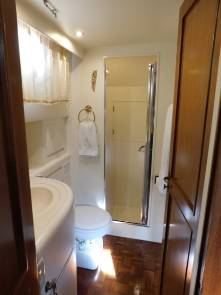 1995 Ocean Alexander 426