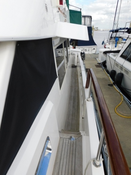 1995 Ocean Alexander 426