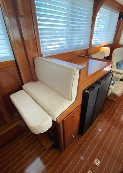 2005 Mariner Orient 40