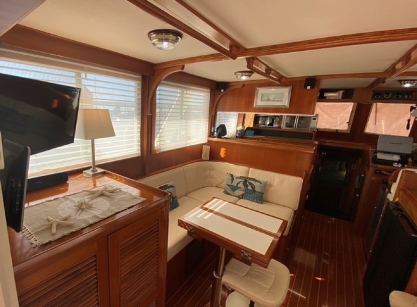 2005 Mariner Orient 40