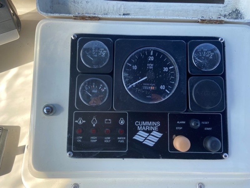 2005 Mariner Orient 40