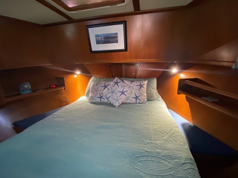 2005 Mariner Orient 40