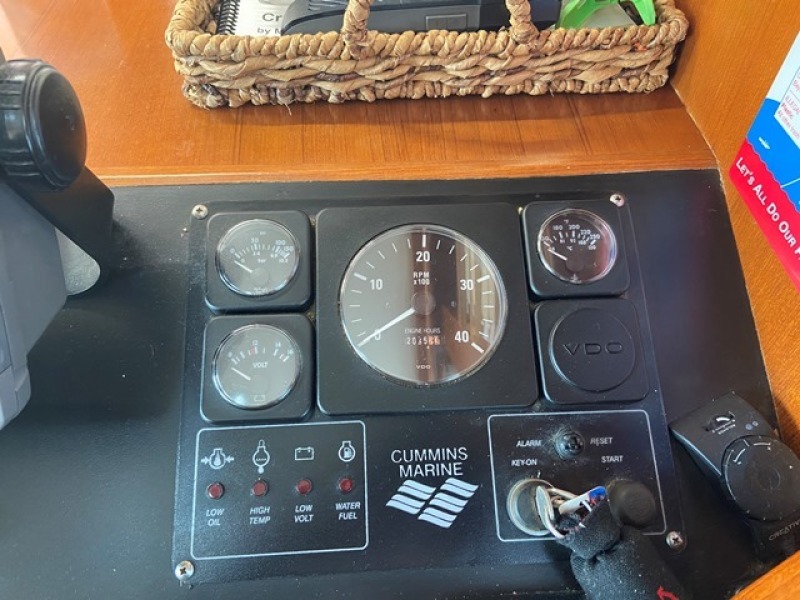 2005 Mariner Orient 40