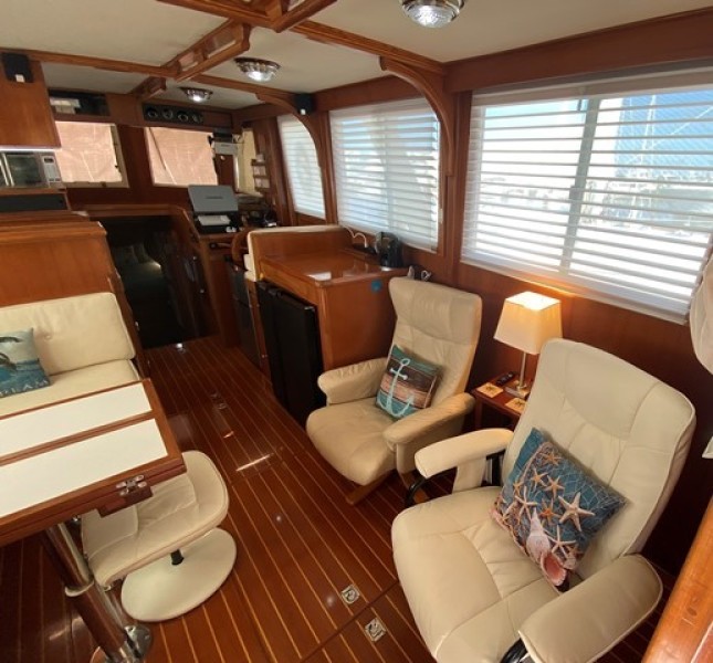 2005 Mariner Orient 40