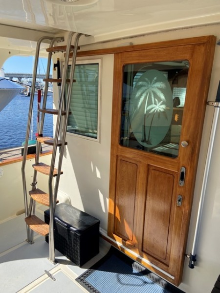 2005 Mariner Orient 40