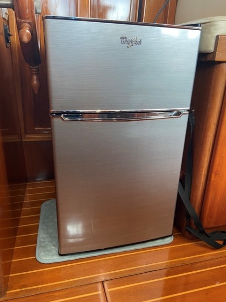 2005 Mariner Orient 40