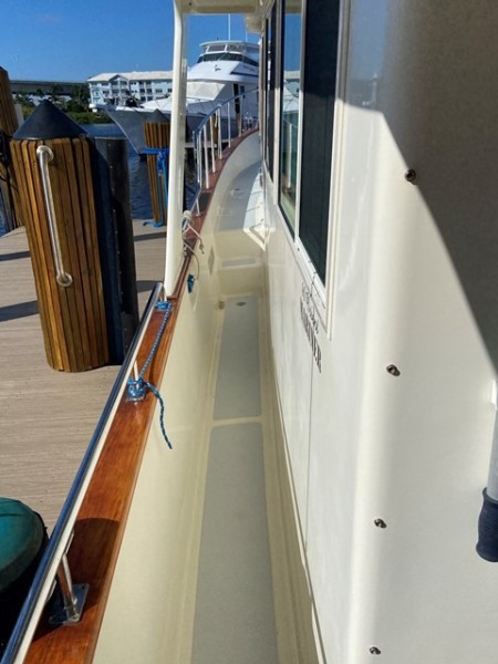 2005 Mariner Orient 40