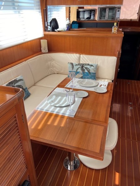 2005 Mariner Orient 40