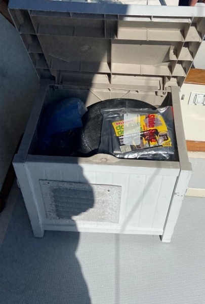2005 Mariner Orient 40