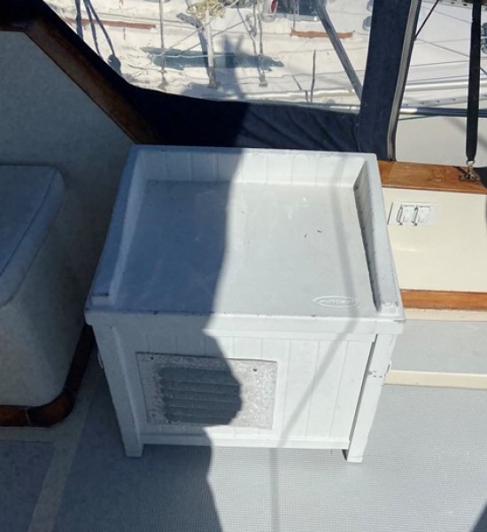 2005 Mariner Orient 40