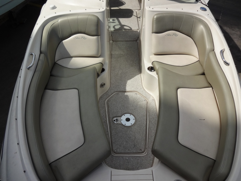 2005 Sea Ray Sundeck