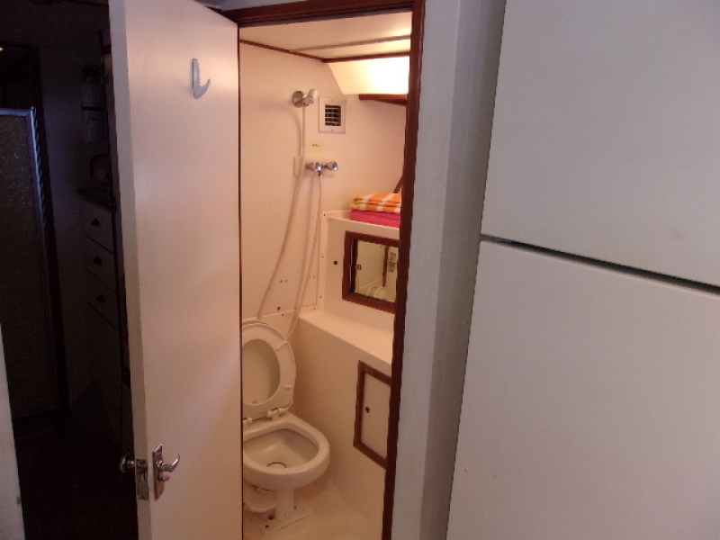 1975 Bertram Flushdeck