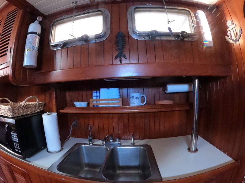 1986 Vagabond Bluewater