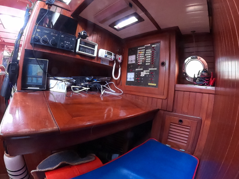 1986 Vagabond Bluewater