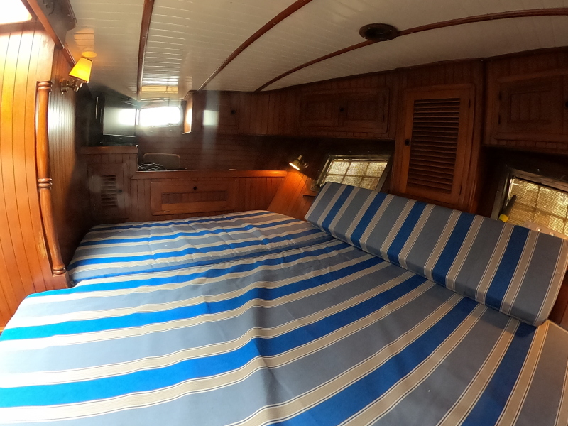 1986 Vagabond Bluewater