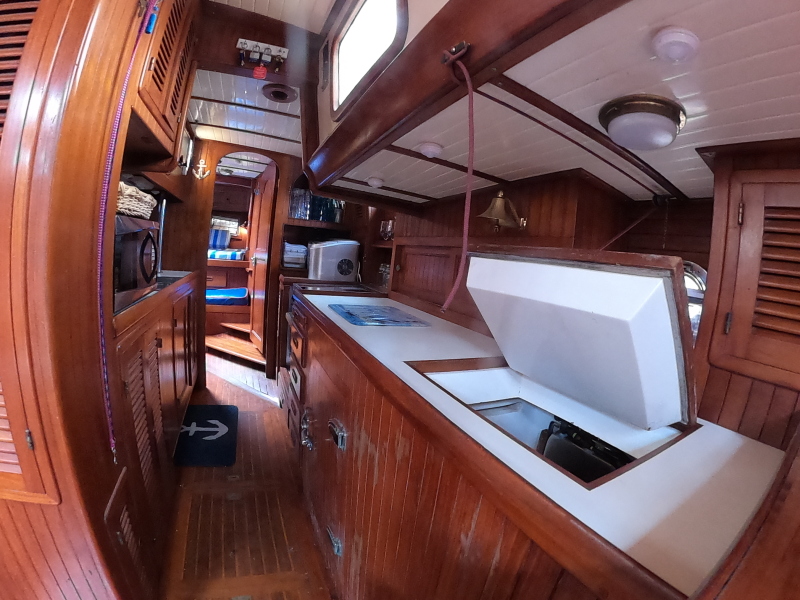 1986 Vagabond Bluewater