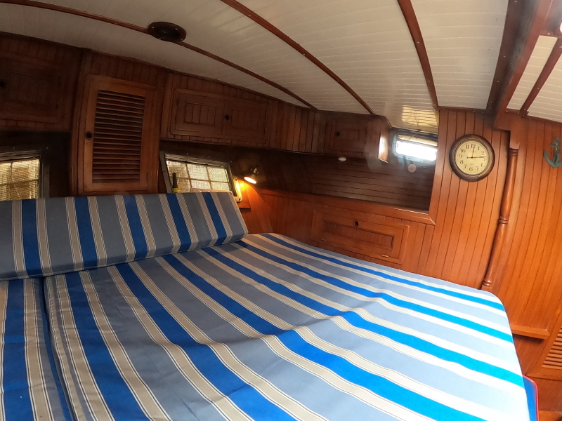 1986 Vagabond Bluewater