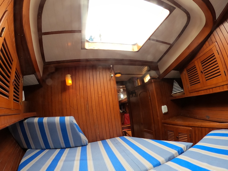 1986 Vagabond Bluewater