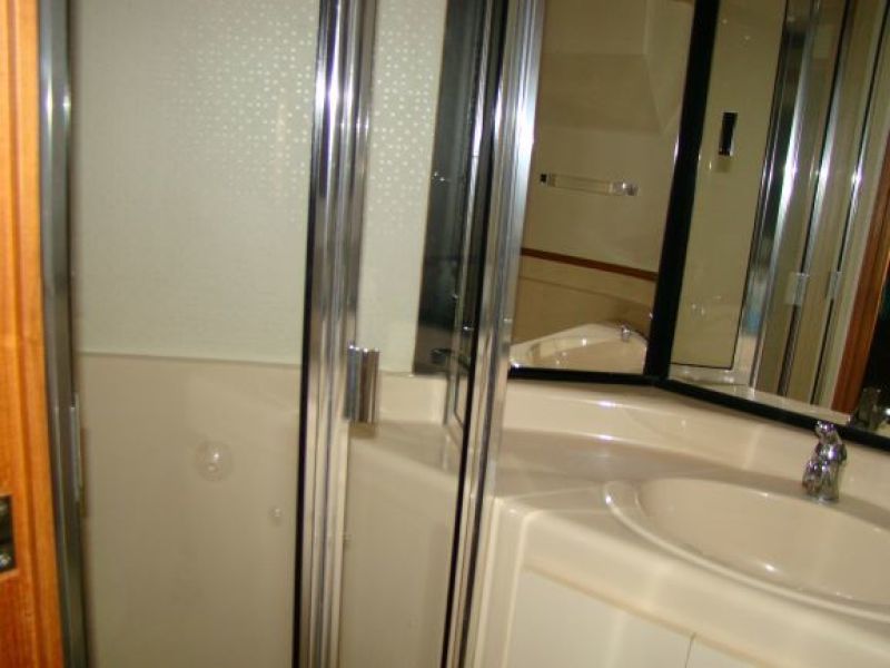2002 Bayliner 4788 Pilot House