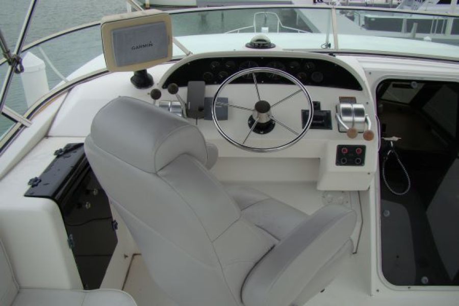 2002 Bayliner 4788 Pilot House