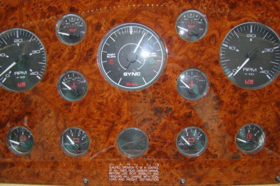 2002 Bayliner 4788 Pilot House