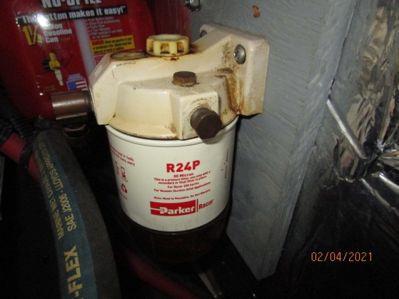 44' Carver generator fuel filter