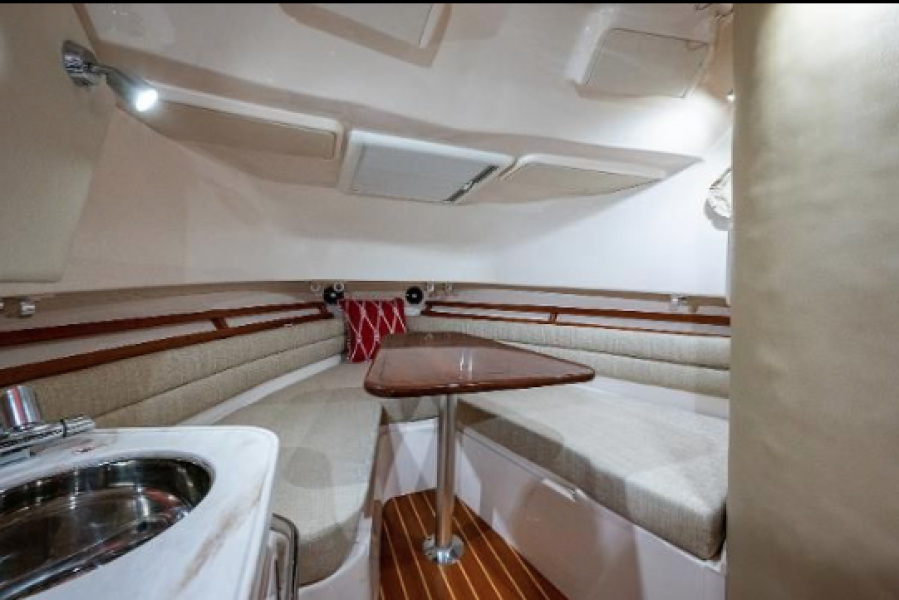 30' 2019 Grady-White Marlin 300