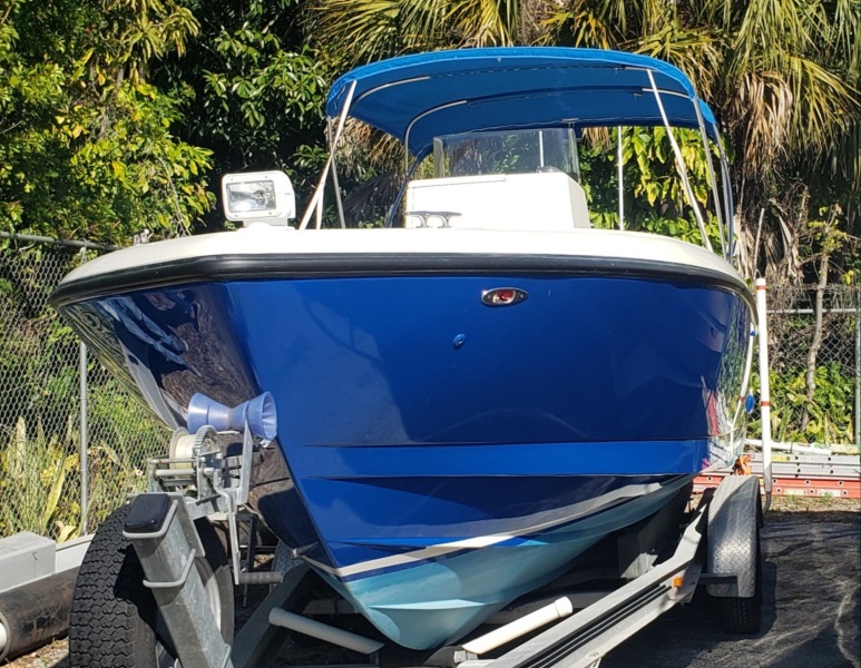 2004 Intrepid Center Console