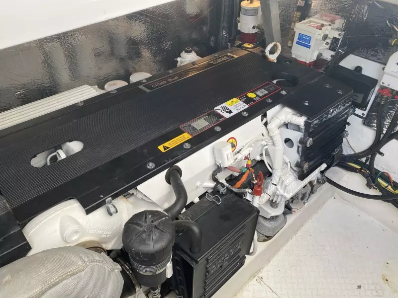 2009 Cruisers Yachts 447