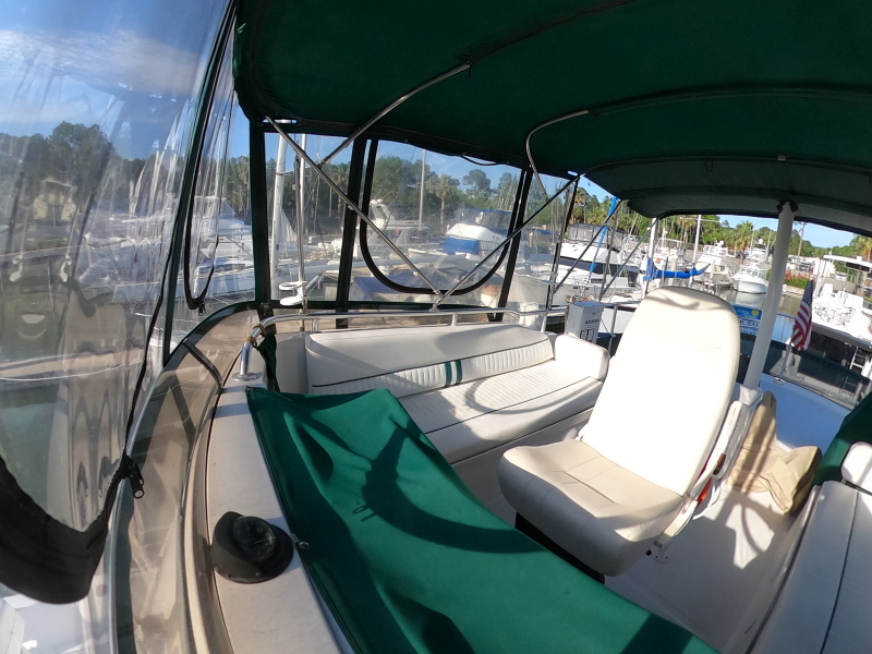 1997 Mainship 350
