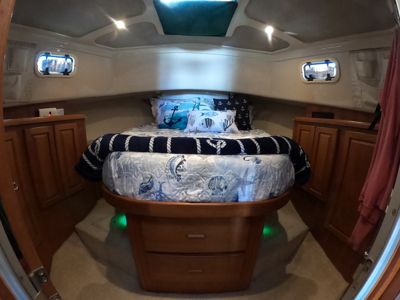 1997 Mainship 350