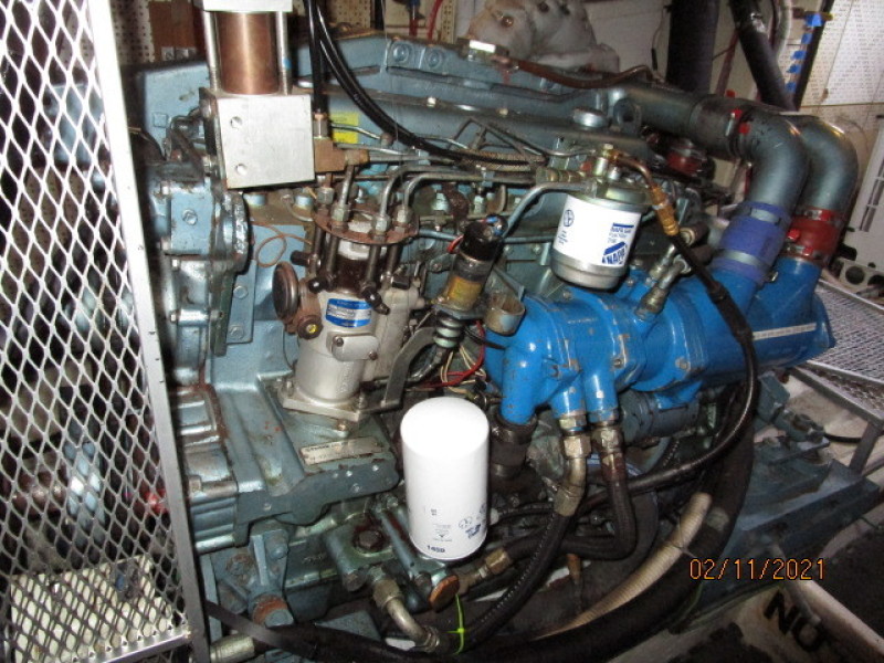 49' DeFever starboard main engine