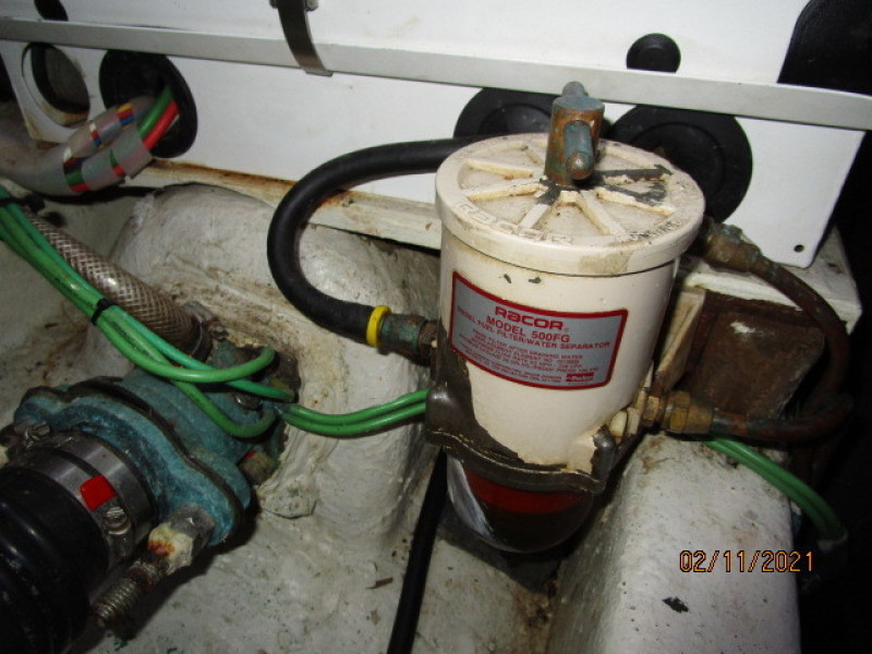 49' DeFever generator Racor fuel filter