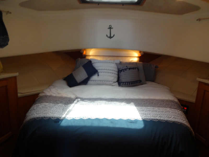 1999 Mainship 350