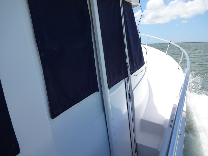 1999 Mainship 350