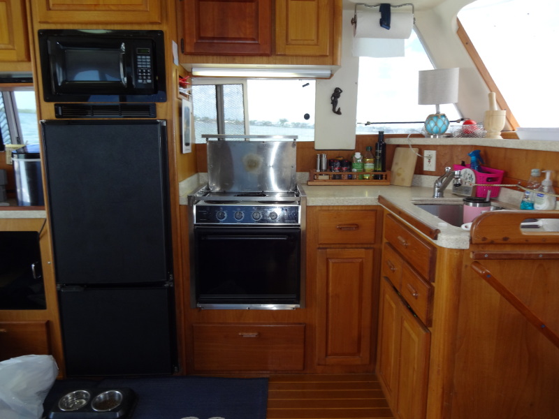 1999 Mainship 350