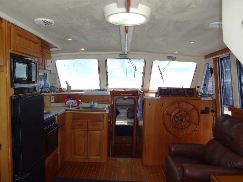 1999 Mainship 350