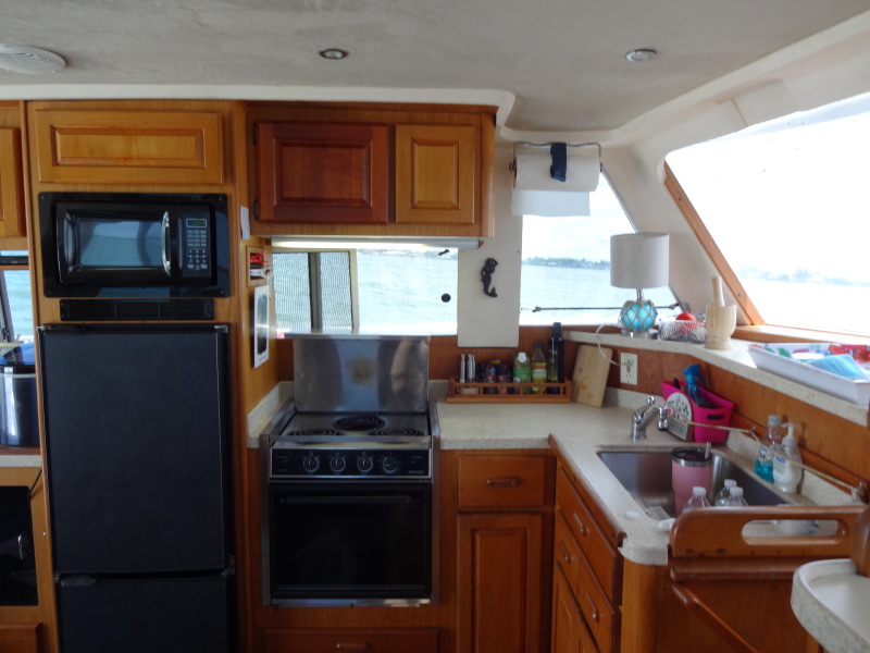 1999 Mainship 350