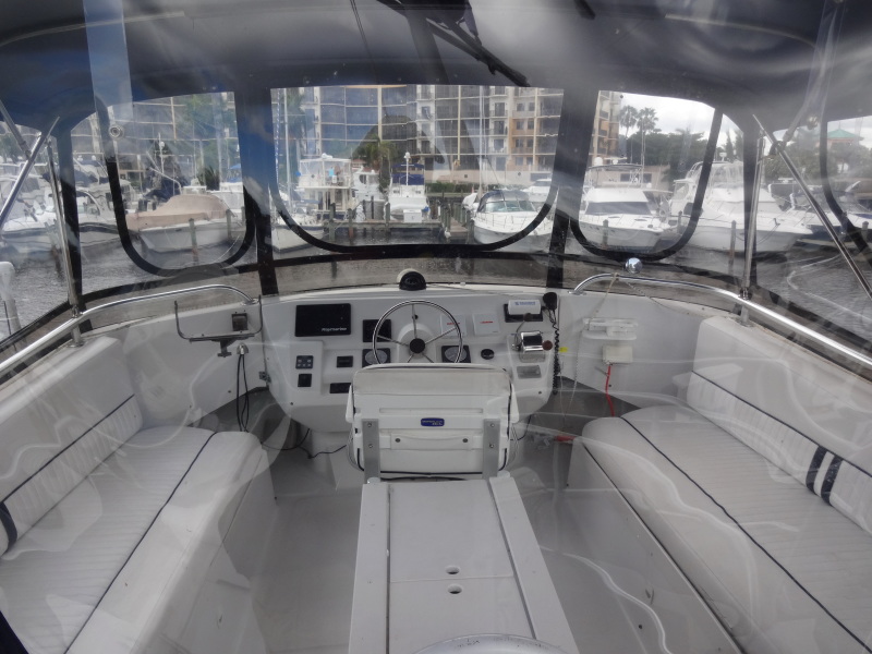 1999 Mainship 350