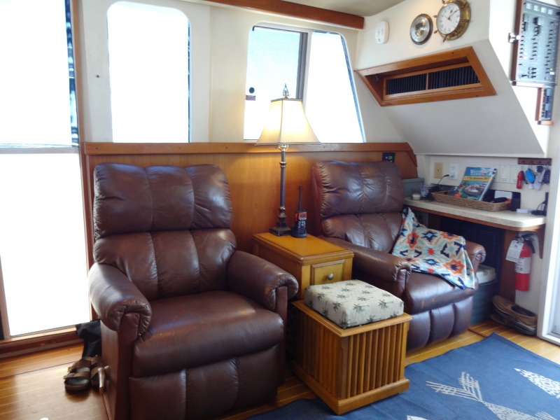 1999 Mainship 350