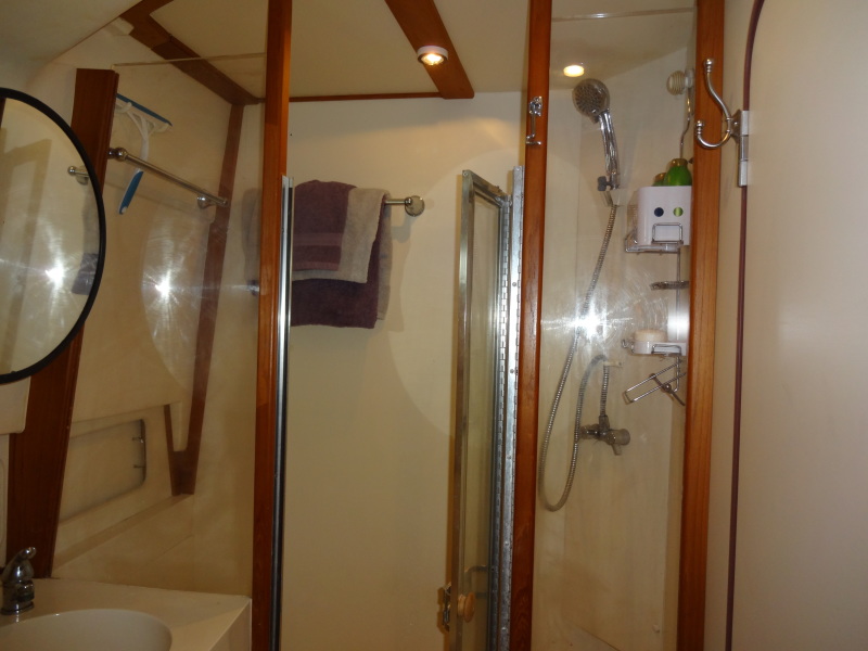 1999 Mainship 350