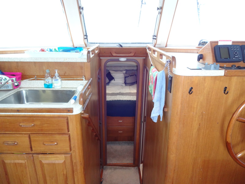 1999 Mainship 350