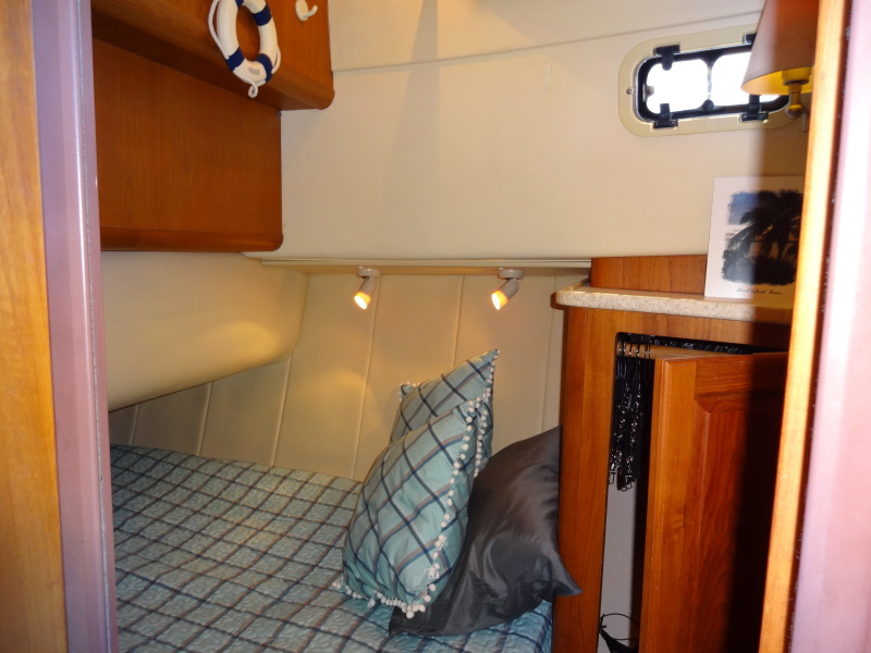 1999 Mainship 350