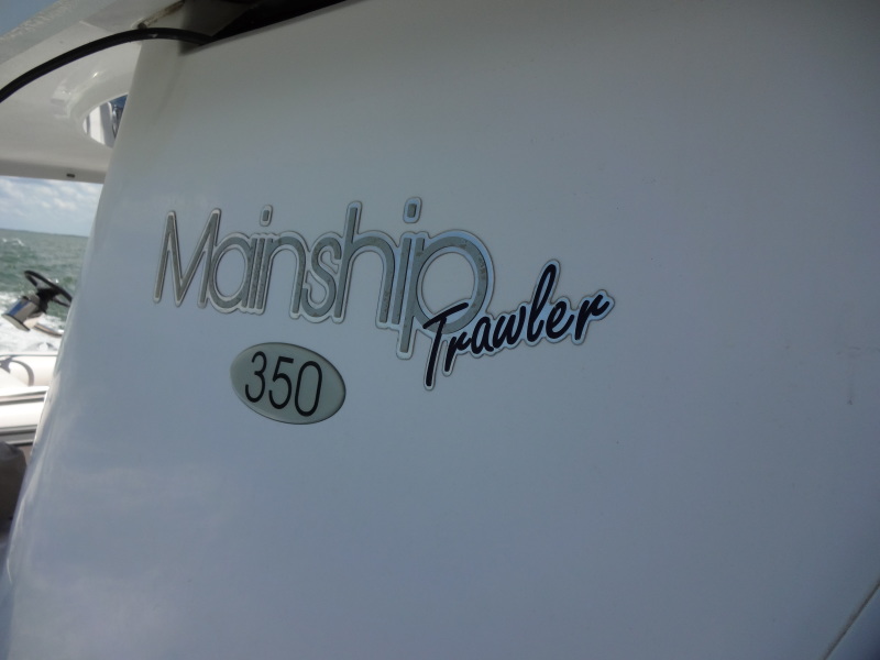 1999 Mainship 350