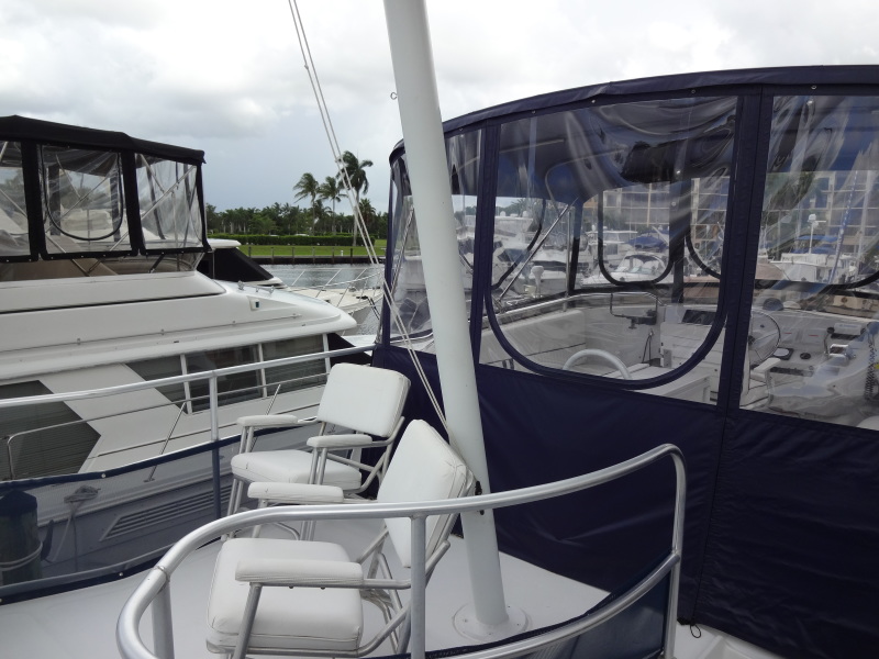 1999 Mainship 350