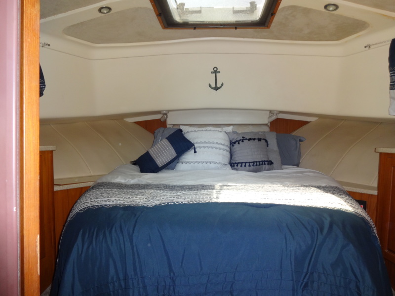 1999 Mainship 350