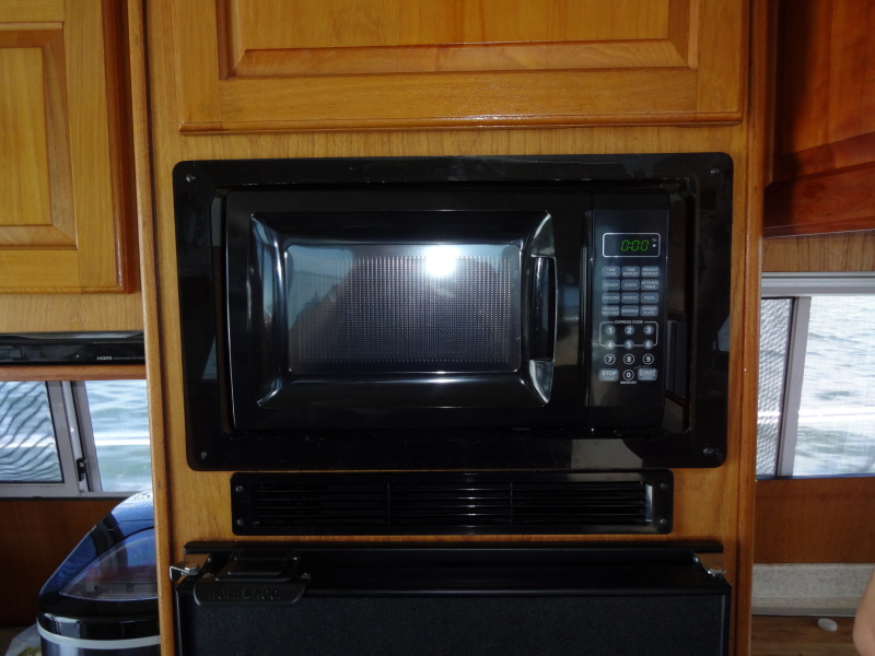 1999 Mainship 350