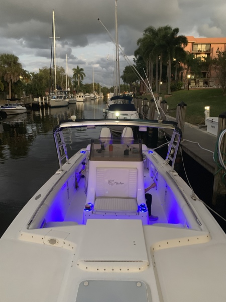 35' 2002 Marlago 35FS
