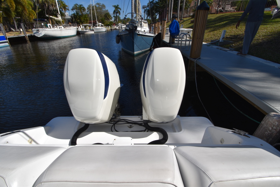 35' 2002 Marlago 35FS