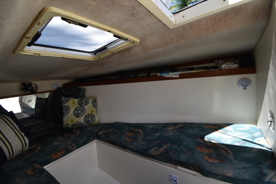 35' 2002 Marlago 35FS